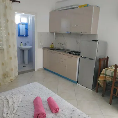 Dhoma Plazhi Nefeli Apartment Vlore Exterior photo