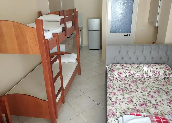 Dhoma Plazhi Nefeli