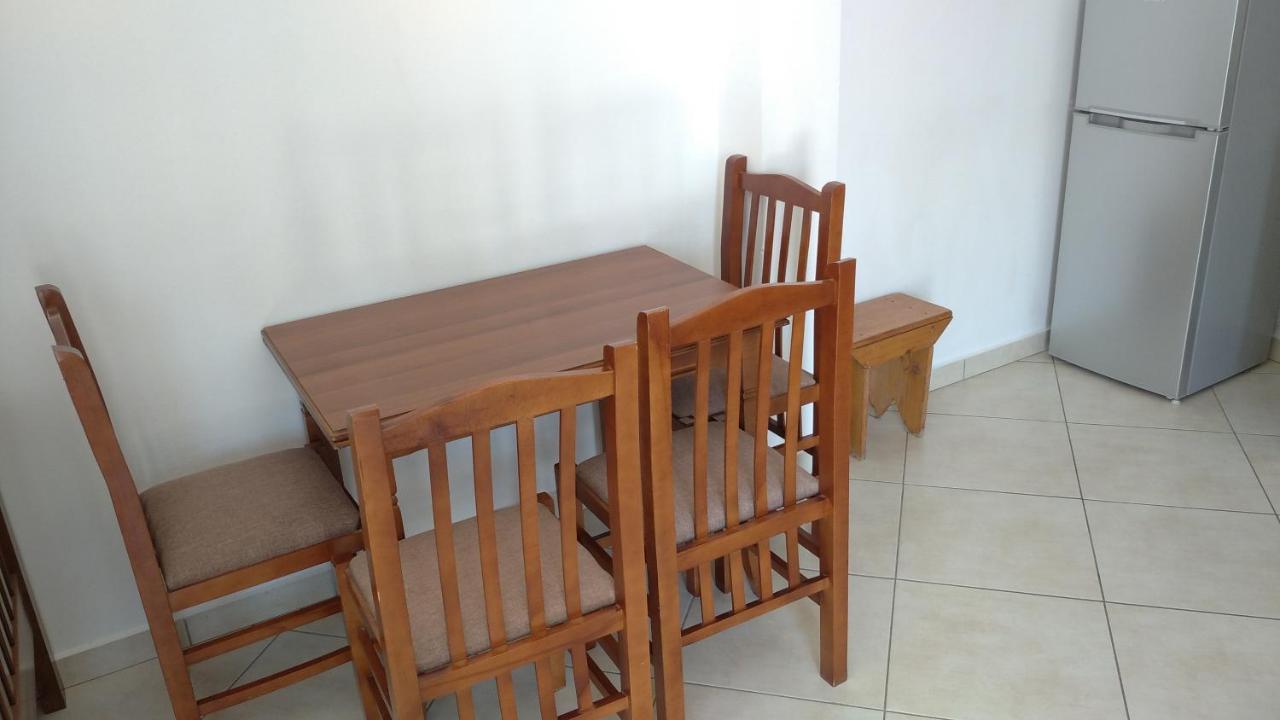 Dhoma Plazhi Nefeli Apartment Vlore